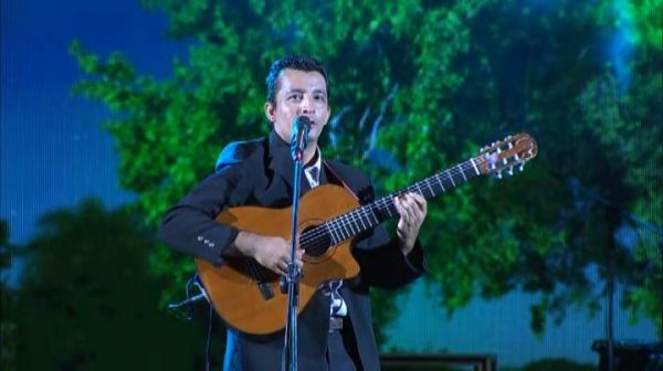 HUGO LEIVA Y LA NUEVA ESTIRPE | 16.01